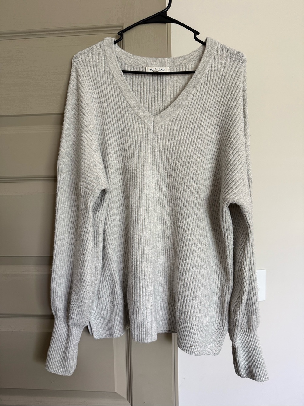 V-Neck Ribbed Sweater - Light Gray